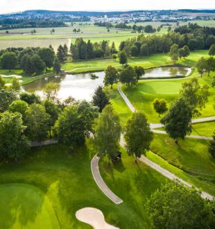 Gelände des 18-Loch Old Course vom Land- und Golfclub Öschberghof Donaueschingen