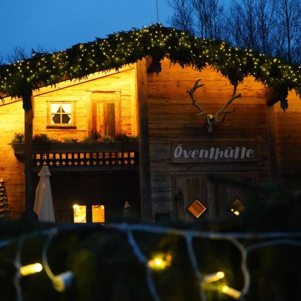 Ihre Öventhütte. Ihr Silvester.
